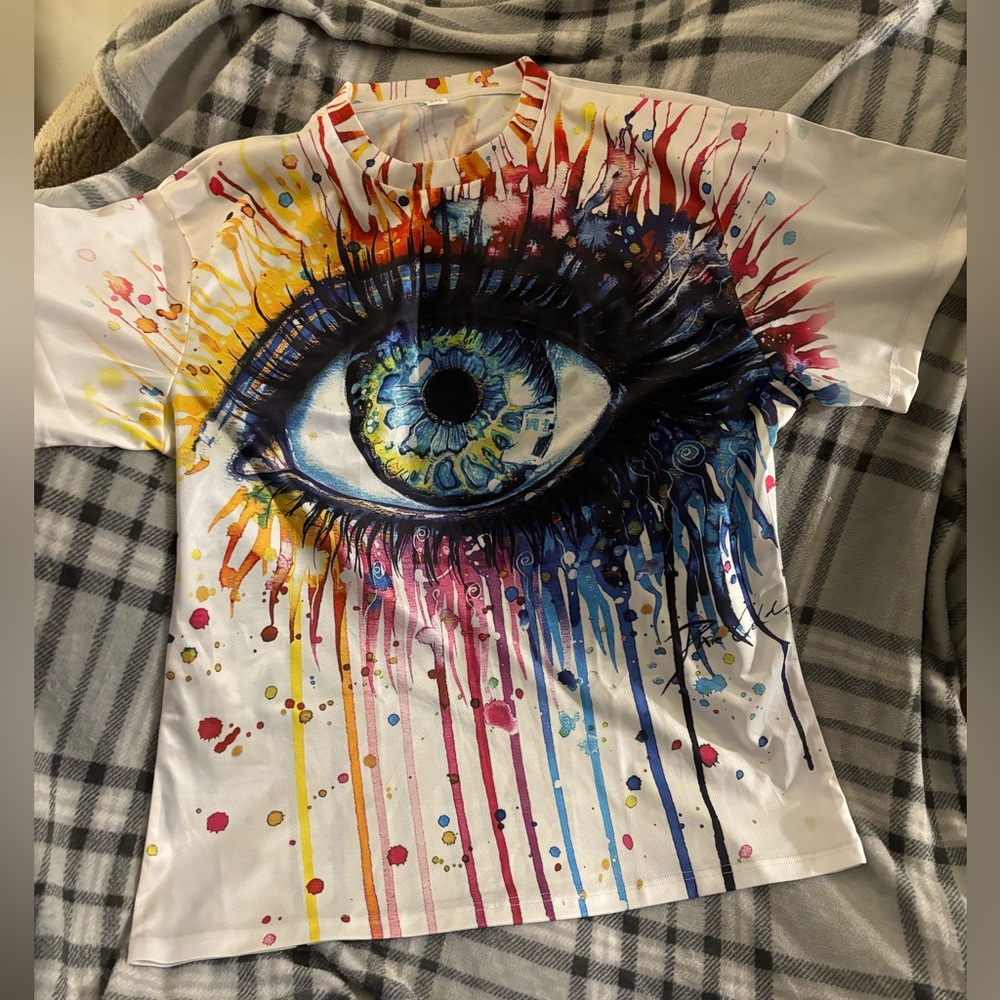 New without tags lg men’s psychedelic shirt.